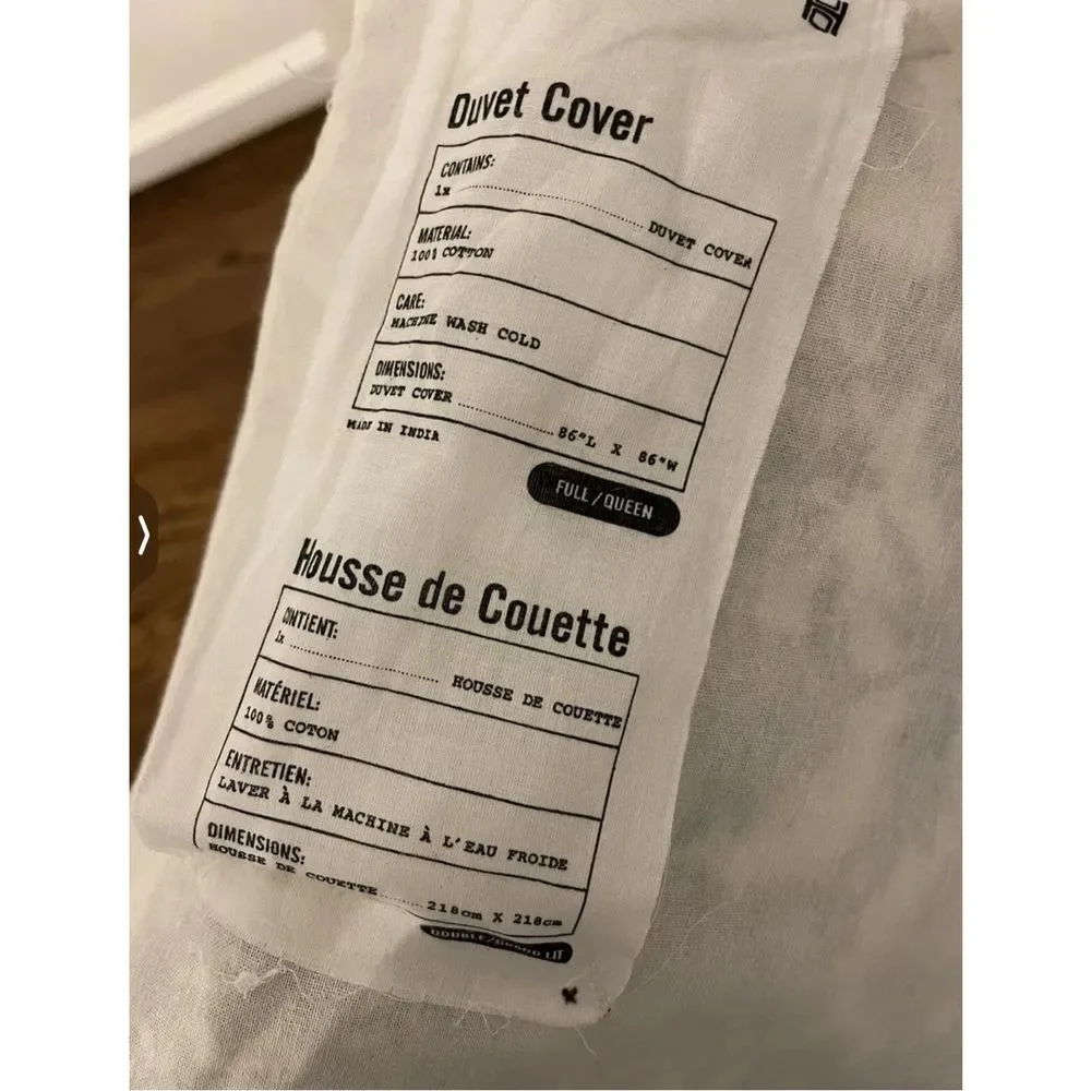 New Urban Outfitters Floral Duvet Cover sz Queen